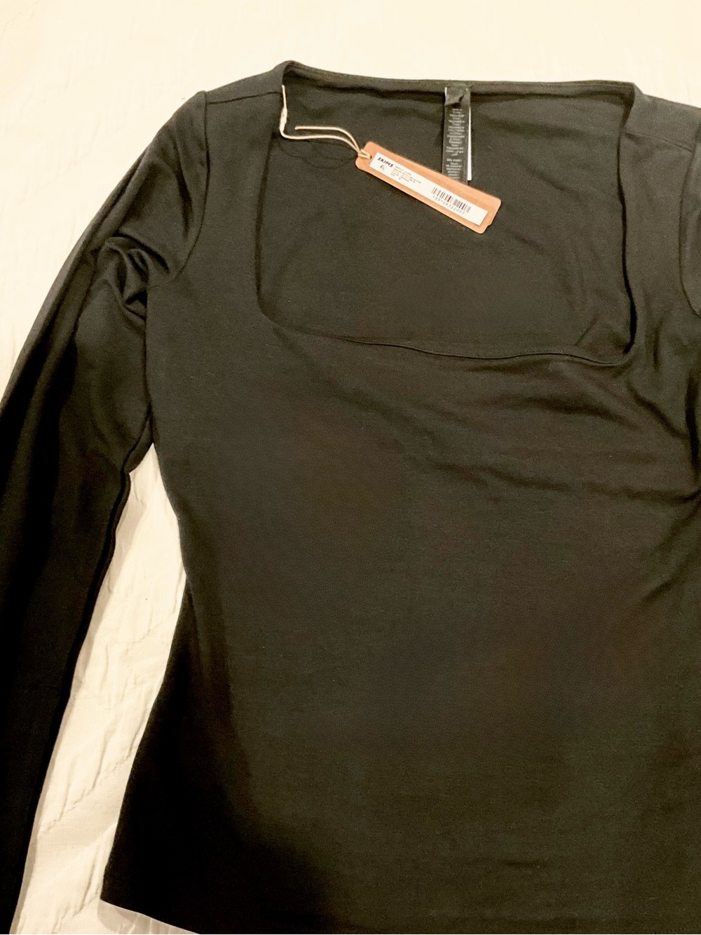 SKIMS Square Neck Long Sleeve Top Black M Smooth Layers Built-In Bra - Picture 2 of 4